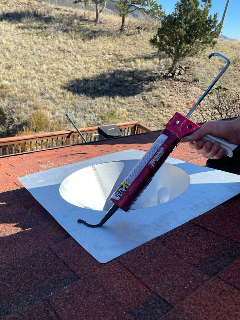Applying Asphalt Filler & Sealant