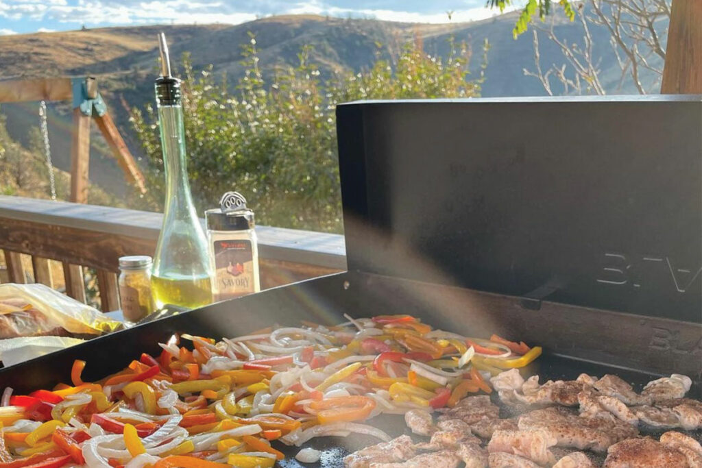 Clean blackstone outlet grill