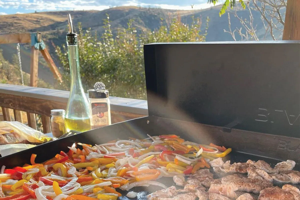 How to season any Blackstone griddle to Keep Food from sticking