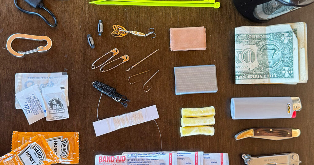 World’s Smallest Survival Kit (Pill Bottle Kit)