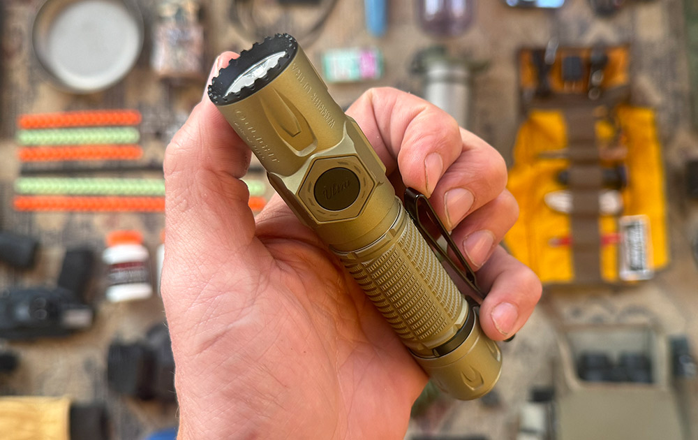 OLIGHT Warrior Ultra 2500